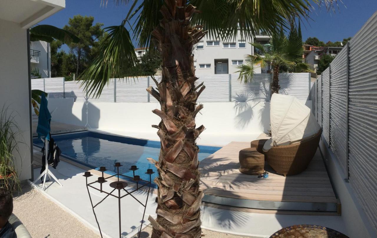 Seaside Villa With Private Pool Home By The Sea - Villa Τρογκίρ Εξωτερικό φωτογραφία
