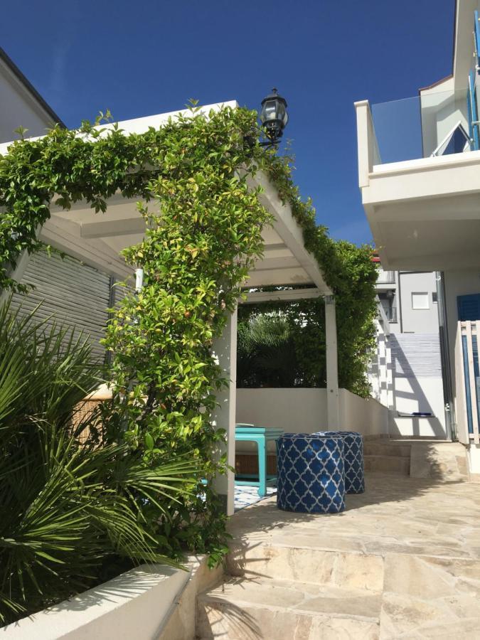 Seaside Villa With Private Pool Home By The Sea - Villa Τρογκίρ Εξωτερικό φωτογραφία